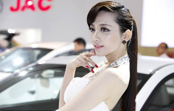 Models at Qingdao auto show 2013