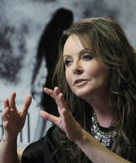 Sarah Brightman buys space travel seat