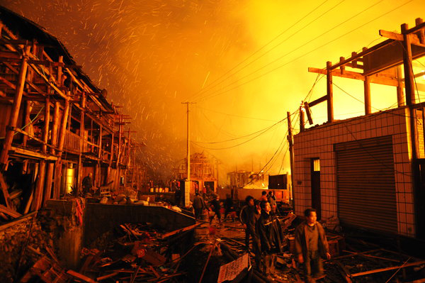 Fire destroys famous 'Hanging House' villages