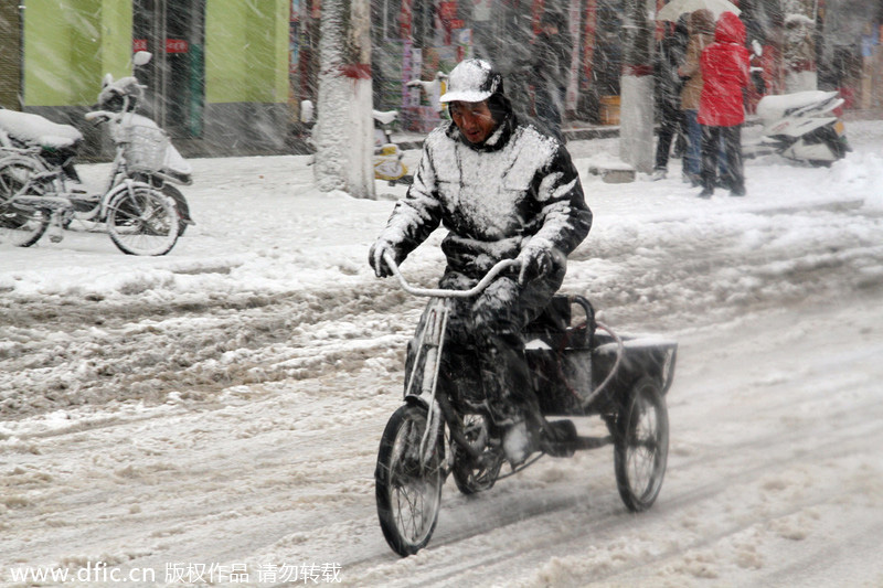 Spring snow blankets northern and eastern China