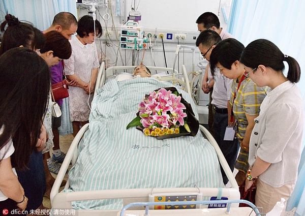 British man dies in Hangzhou, donating organs to 6 Chinese