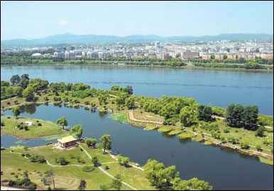 River of life for bird lover Ren Jianguo