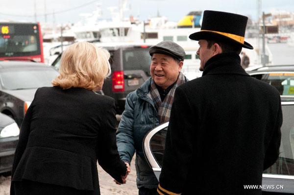 Mo Yan arrives in Stockholm for Nobel Prize ceremonies