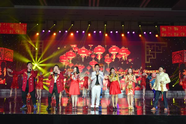 Yunnan brings Lunar New Year show to Laos