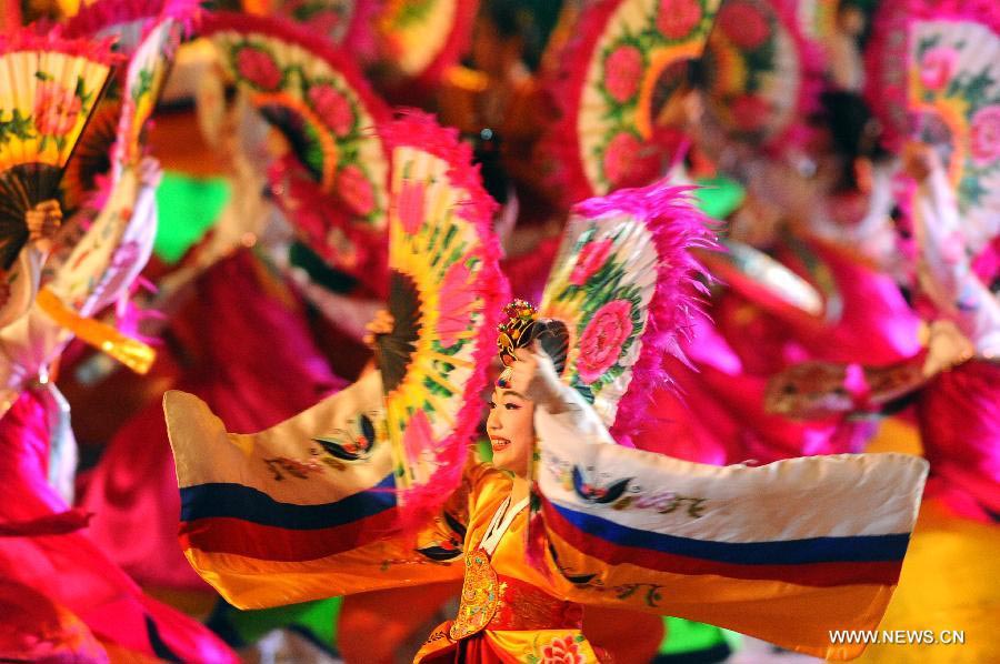 Chingay Parade held in Singapore to celebrate Spring Festival