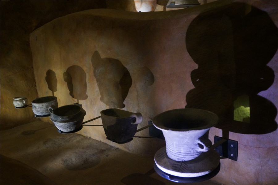 Ancient pottery on display at Hemudu Site Museum