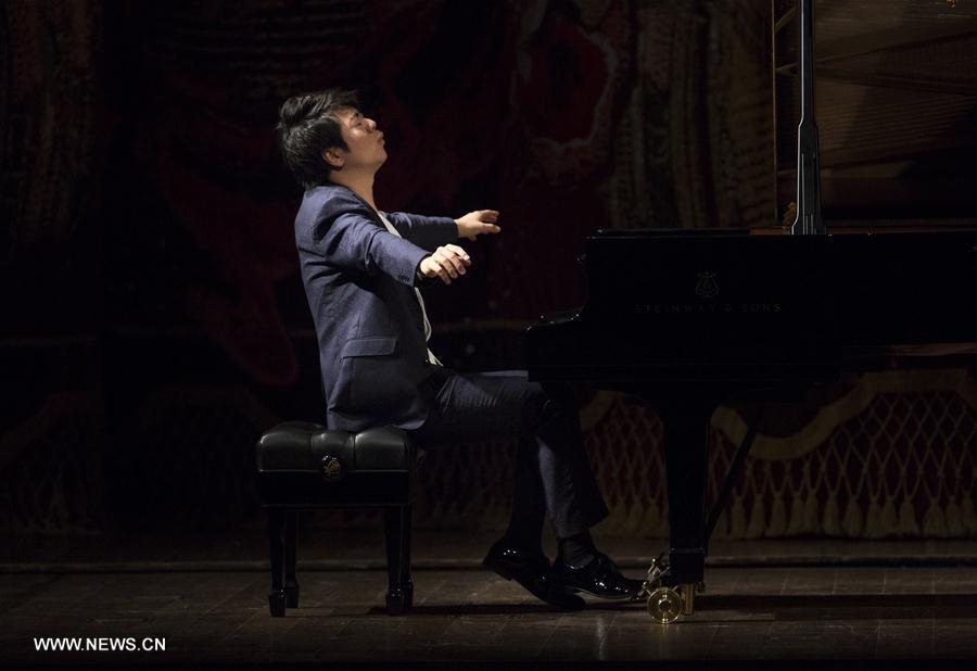 Chinese pianist Lang Lang honored to be back in Argentina