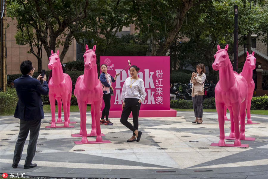 Shanghai mall turns pink for Halloween