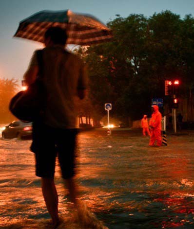 721北京特大暴雨：雨中的感動