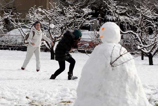 組圖：三月降春雪 素裹銀裝扮靚京城