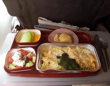 飛機(jī)餐也美味 實(shí)拍各國(guó)航空公司美味飛機(jī)餐