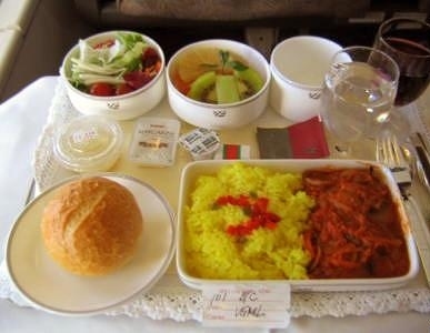 飛機(jī)餐也美味 實(shí)拍各國(guó)航空公司美味飛機(jī)餐