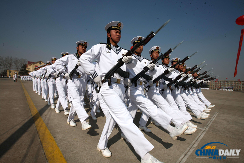 中國海軍北海艦隊新兵亮相