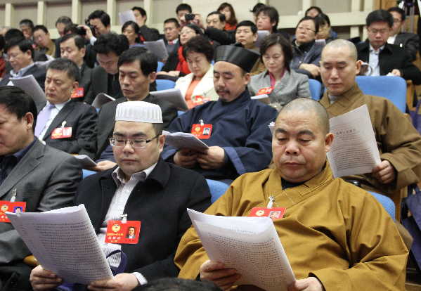 山東第十二屆人大會第一次會議開幕