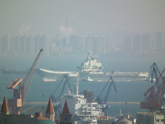 中國(guó)海軍遼寧號(hào)航母結(jié)束首航返回駐地