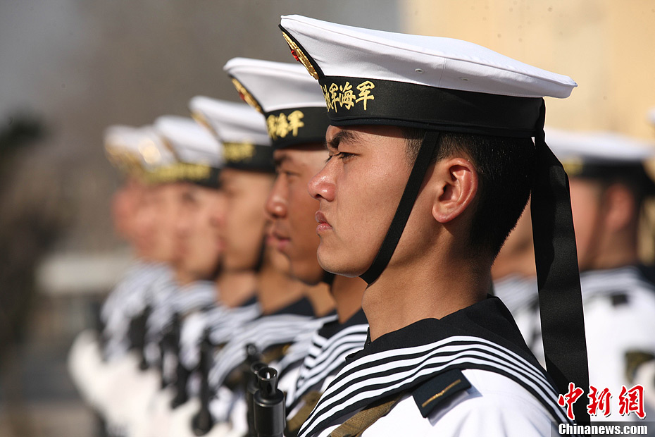 中國海軍北海艦隊(duì)新兵威武亮相（組圖）