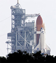 Problem delays US shuttle launch