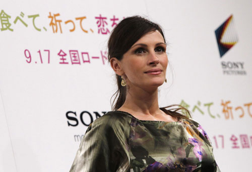 Julia Roberts promotes her movie 'Eat Pray Love' in Tokyo