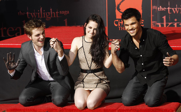 'Twilight' actors leave their marks