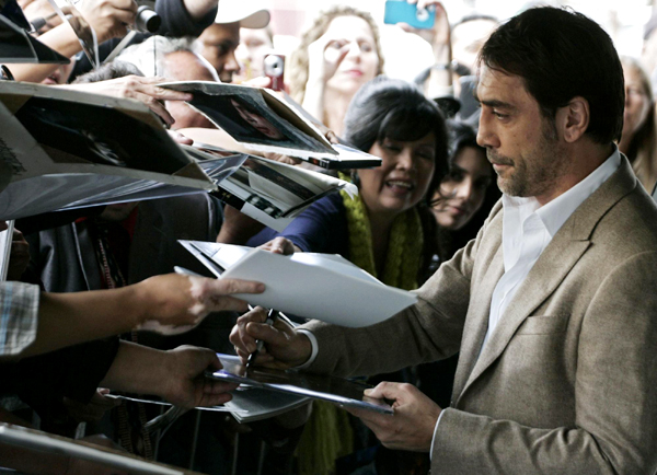 Javier Bardem gets Walk of Fame star