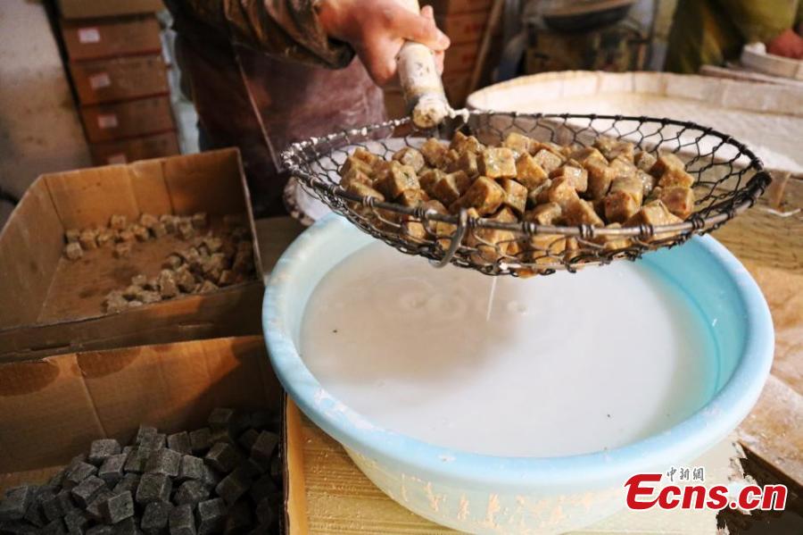 Differences between Tangyuan and Yuanxiao