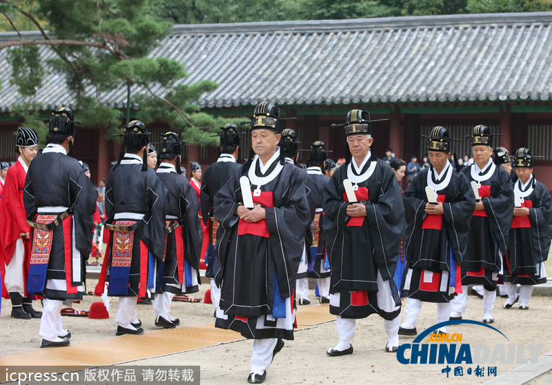 韓國(guó)首爾成均館舉行“釋奠大祭”祭祀孔子（組圖）