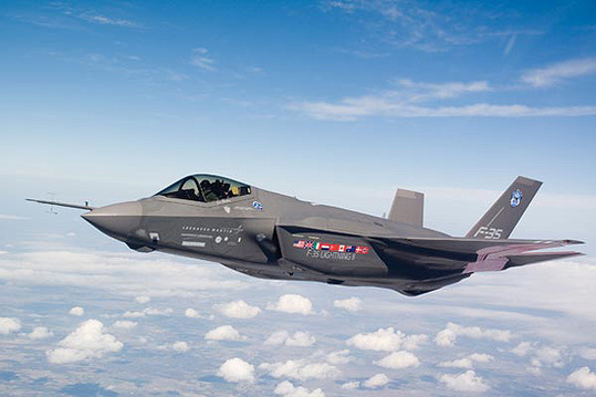 美國(guó)F-35戰(zhàn)斗機(jī)