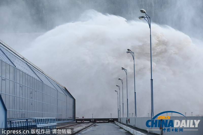 俄羅斯阿穆爾河水位上漲 城市進(jìn)入緊急狀態(tài)（高清組圖）