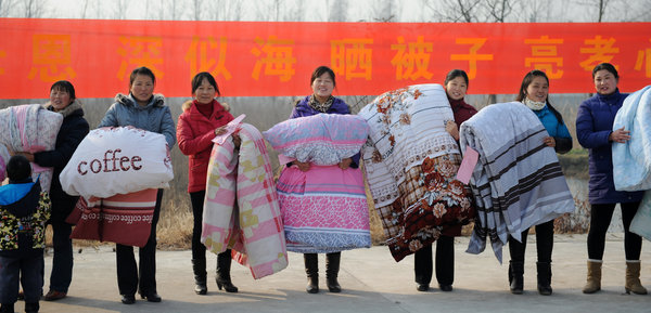 Filial piety wrapped up in quilts