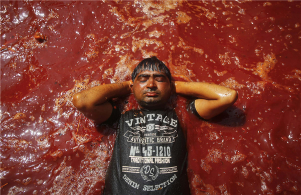 Huranga at the Dauji temple in India