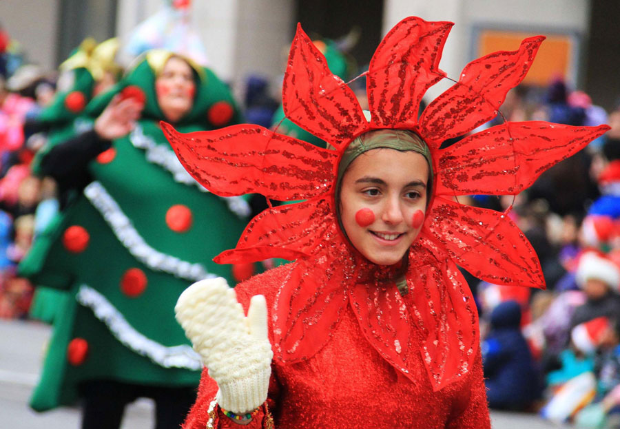 109th Toronto Santa Claus Parade kicks off