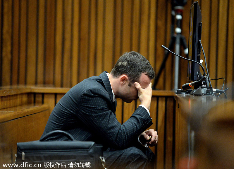 Pistorius vomits at Steenkamp autopsy details in court