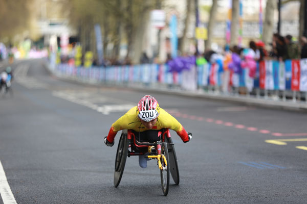 Chinese runners flood London for marathon