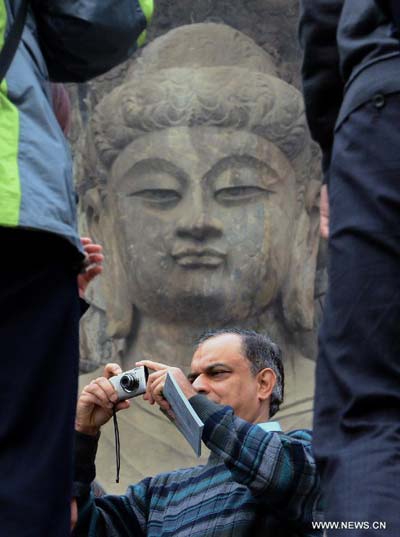 Longmen Grottoes' tourism revenue grows 24 pct year on year