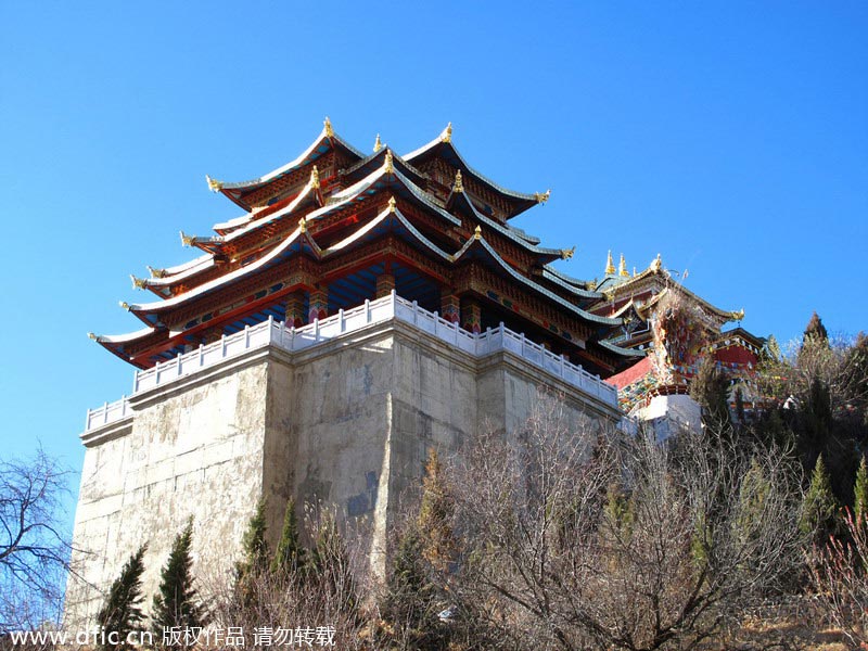 Dukezong Ancient Town begins recovery