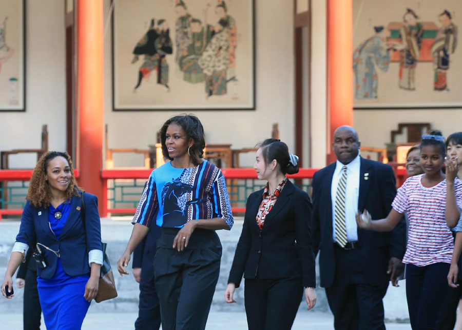 Michelle Obama visits Summer Palace