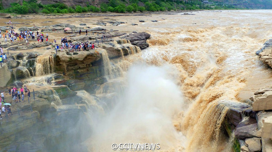 Magnificent view of Hukou Waterfall