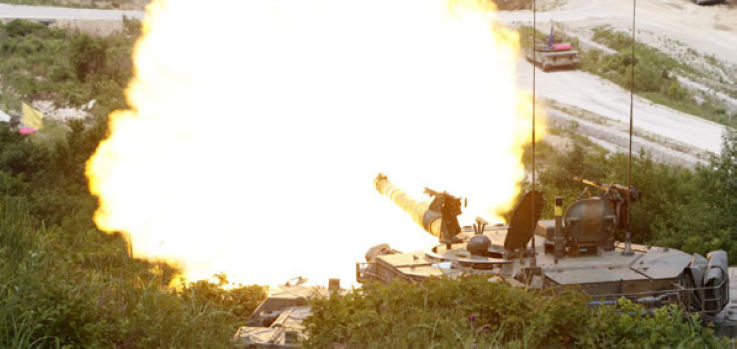 ROK, US hold massive live-fire drill