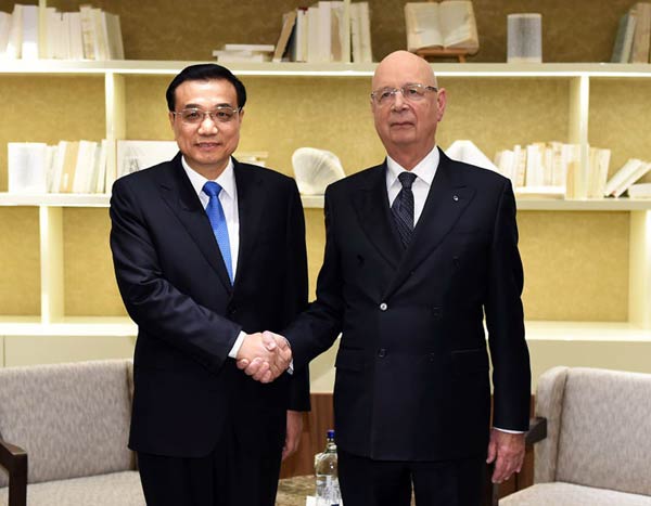 Chinese premier meets WEF founder and executive chairman in Davos