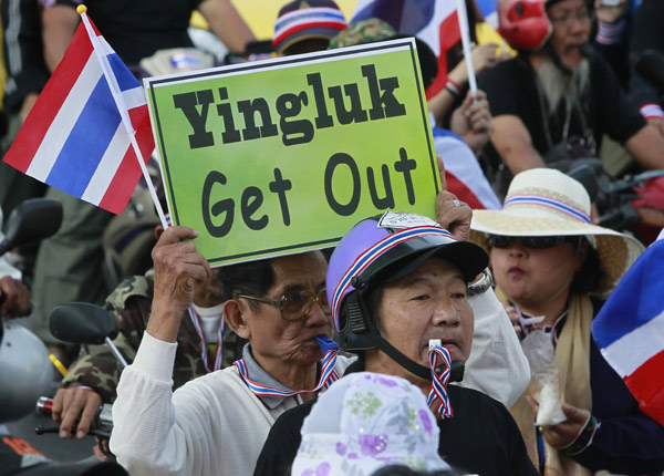 Protesters swarm in Bangkok to demand PM resign