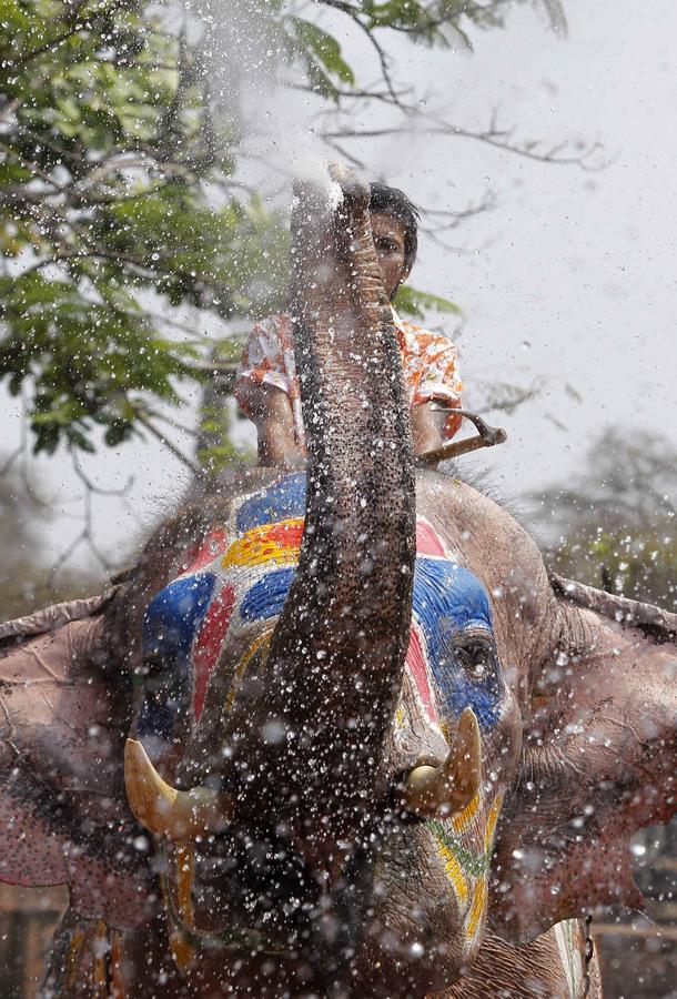 Songkran water festival marks Thailand's New Year