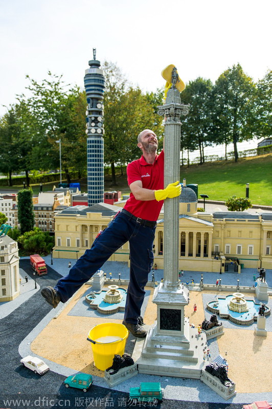 Shower time for Legoland