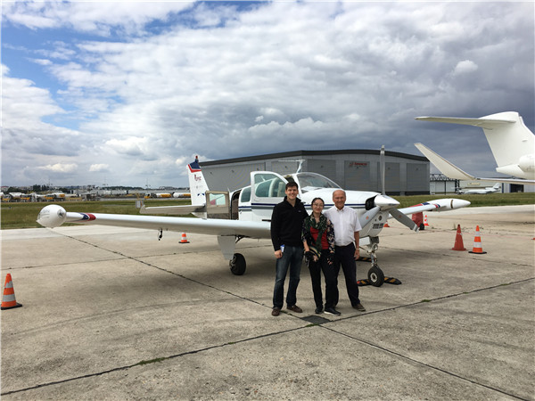 Pilot aims to be first Chinese woman to circle globe